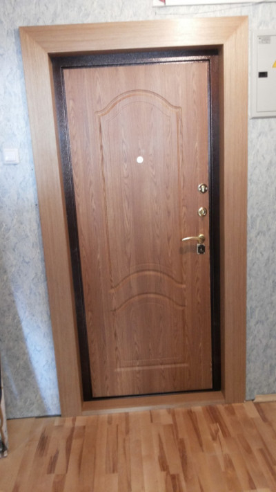 Установка межкомнатных дверей